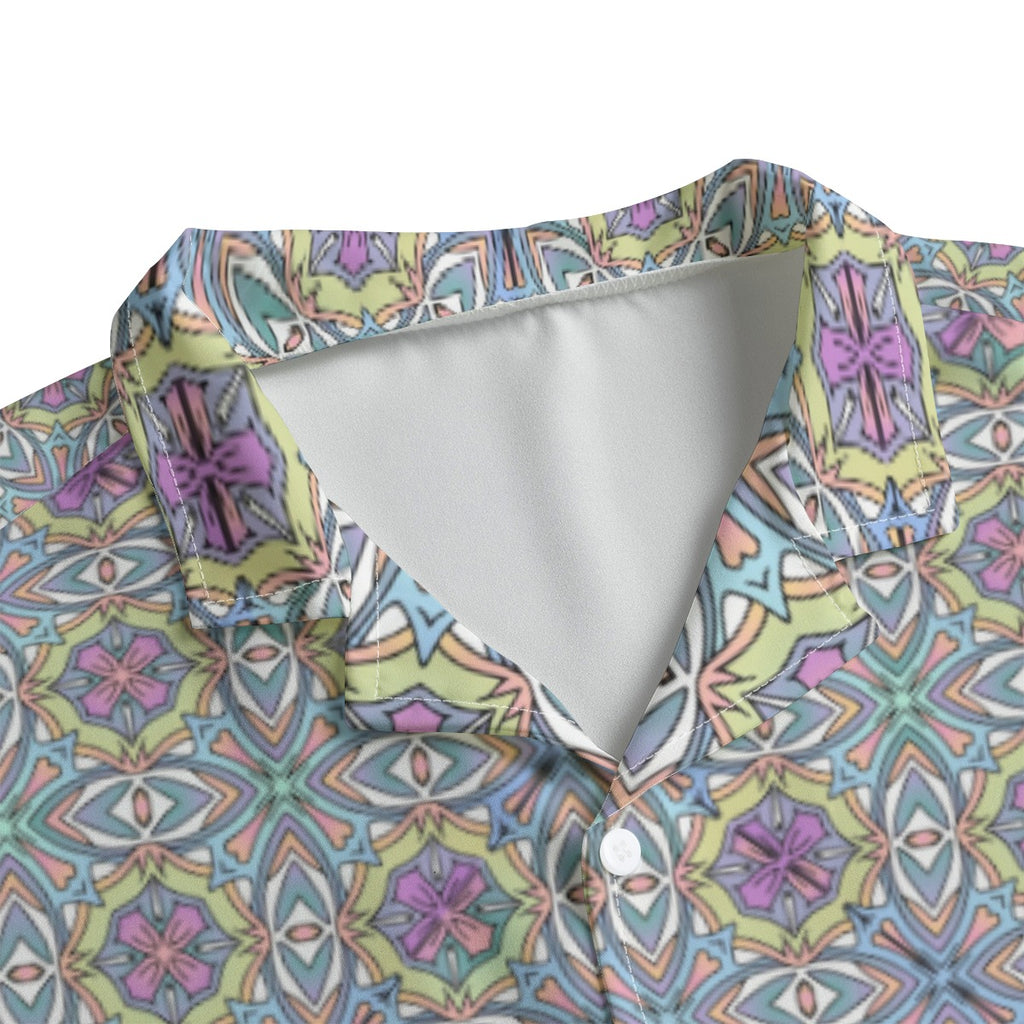 Men's Hawaiian Shirt With Button Closure