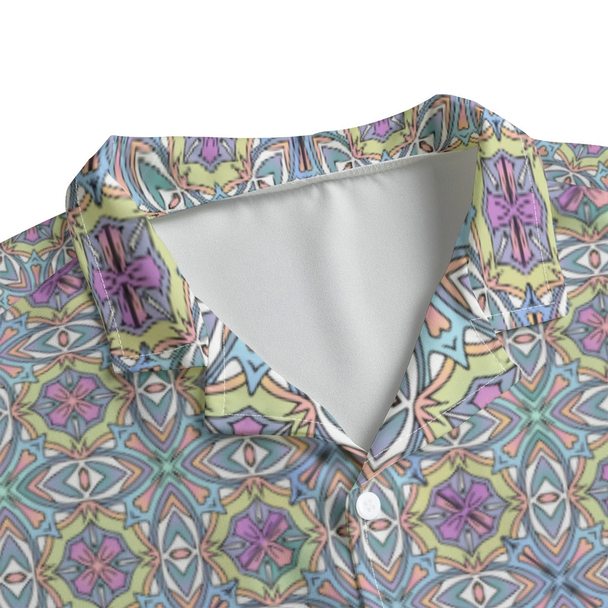Men's Hawaiian Shirt With Button Closure