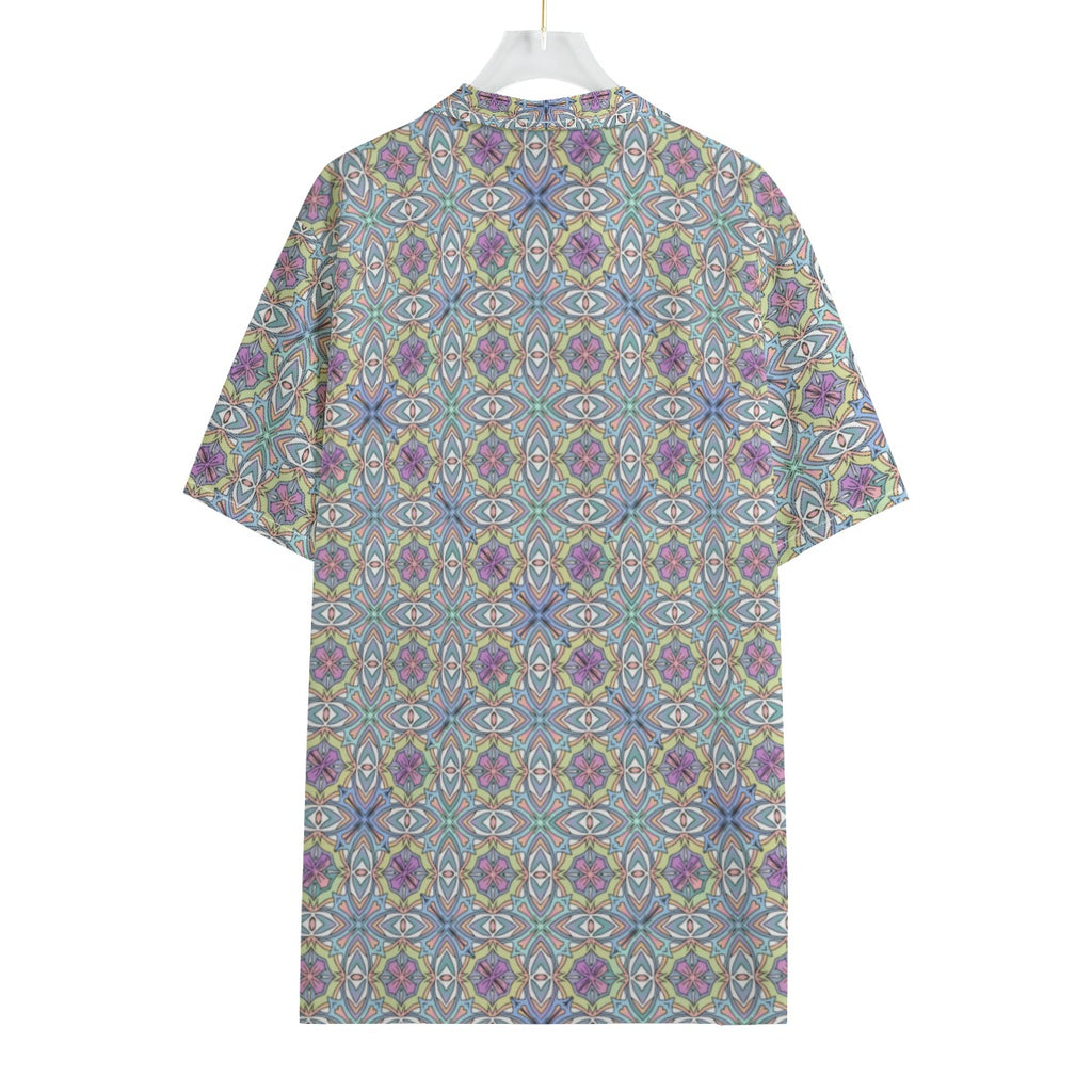Men's Hawaiian Shirt With Button Closure